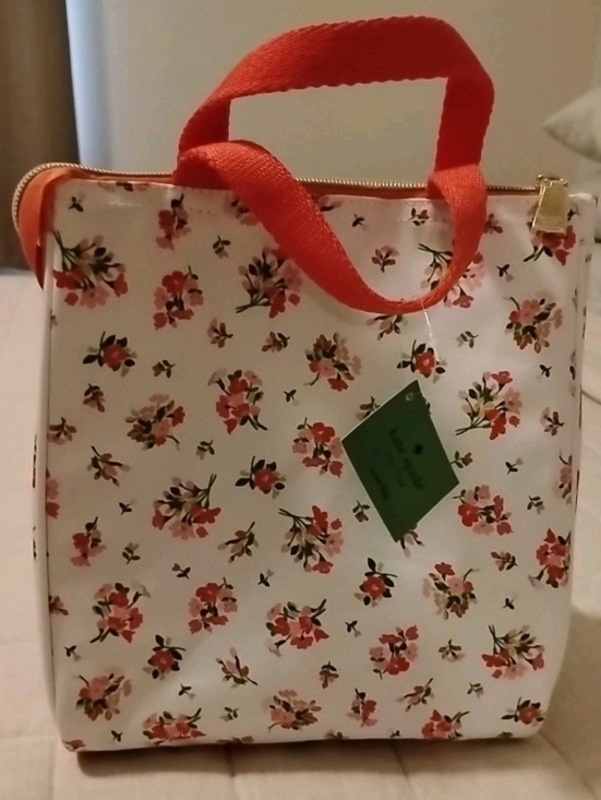 kate spade Handbags - Kate Spade New York Floral Insulated Lunch Bag White, Red, Pink, & Green  NWT